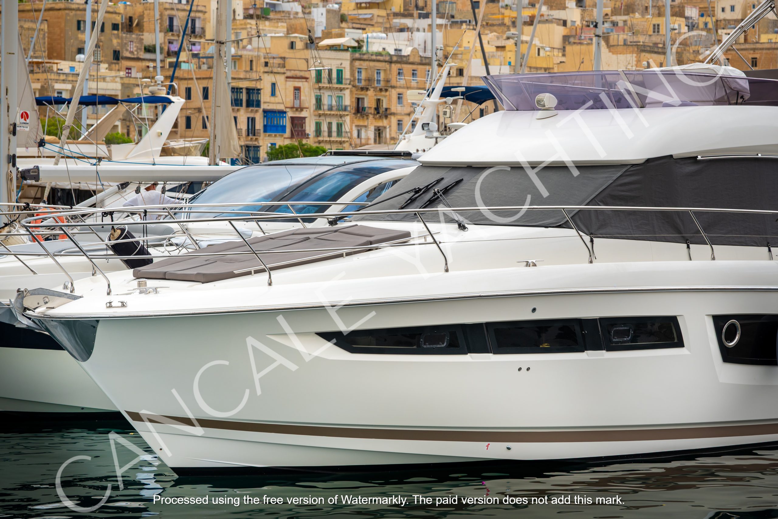 Prestige 500 + Flybridge - 2019 - 2 X Volvo Penta IPS 600 460h