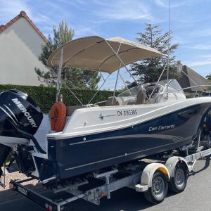 Jeanneau Cap Camarat 7.5 WA 300cv L6 122 heures (pas de taxes)