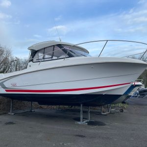 Beneteau Antares 7,80 150CV Suzuki 366h